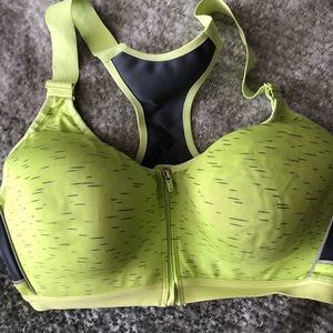 Victoria’s Secret Sports Bra max support